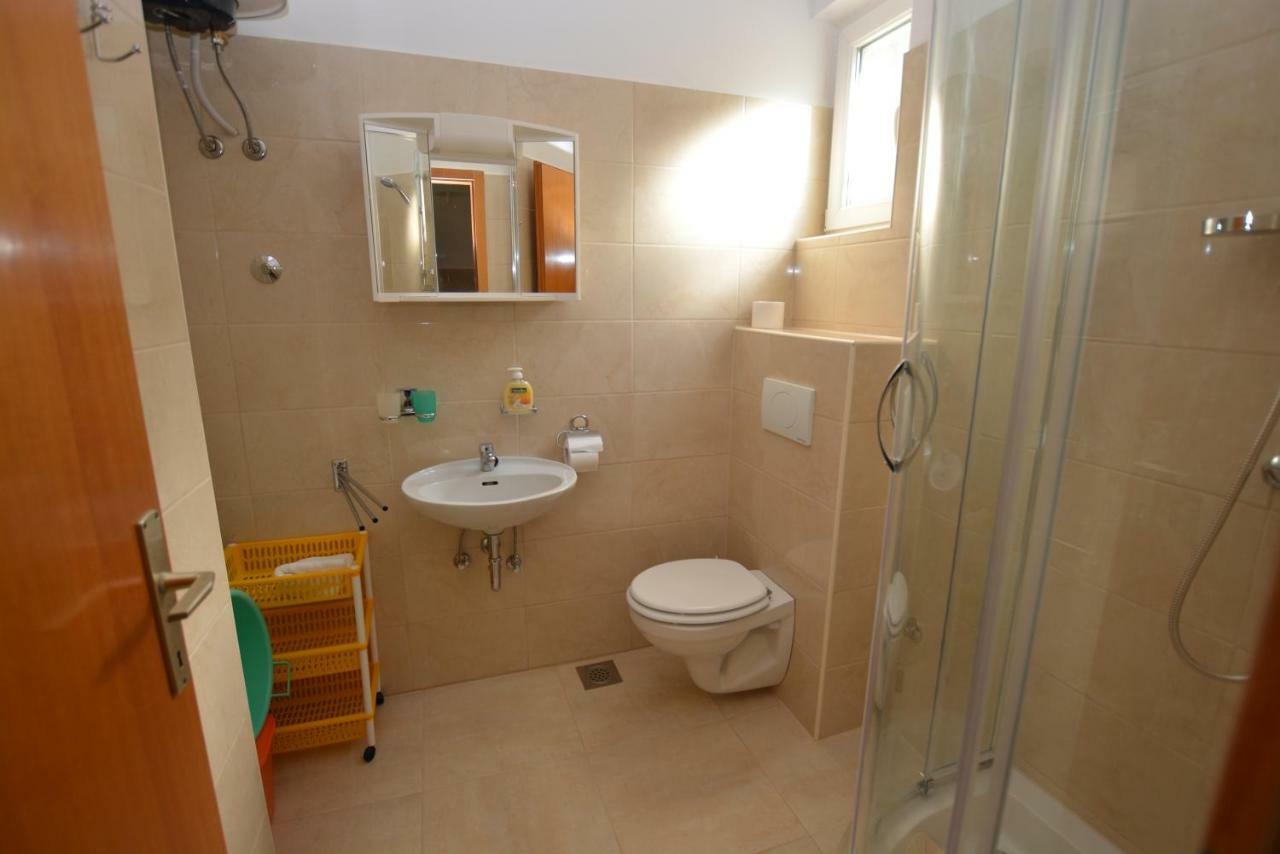 Apartment Nadica Punat Dış mekan fotoğraf